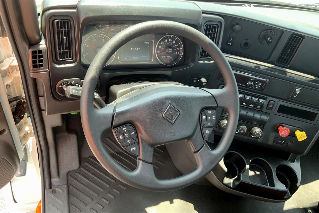 2020 CUM LT625 6×4 Day Cab