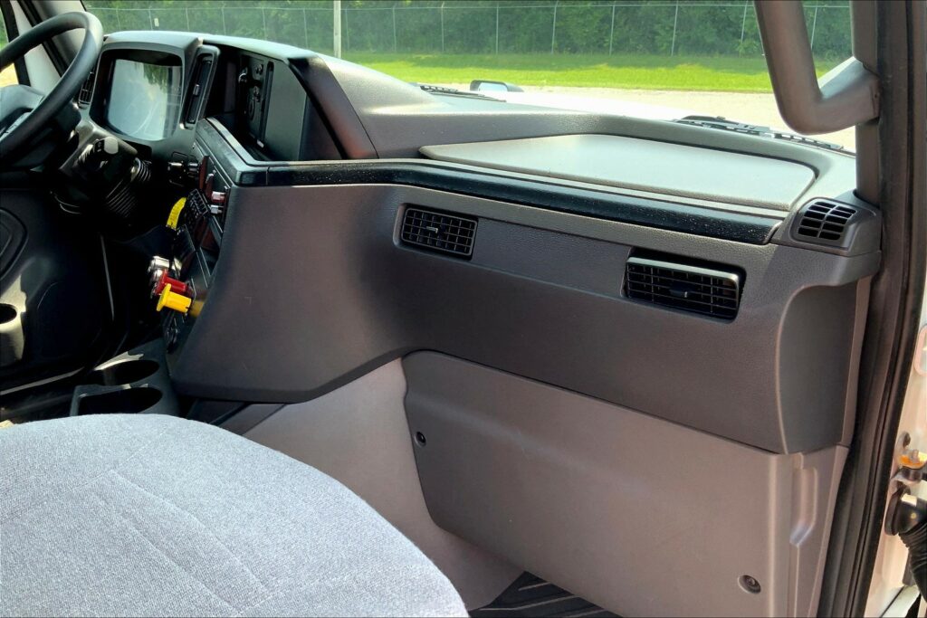 2020 CUM LT625 6×4 Day Cab