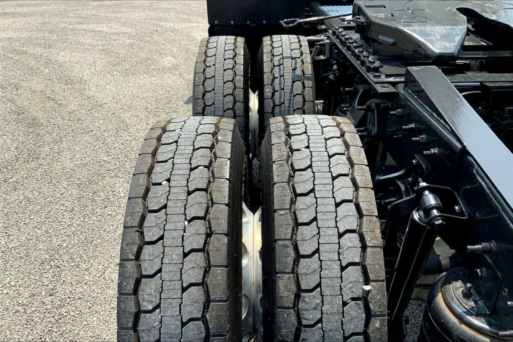 2020 CUM LT625 6×4 Day Cab