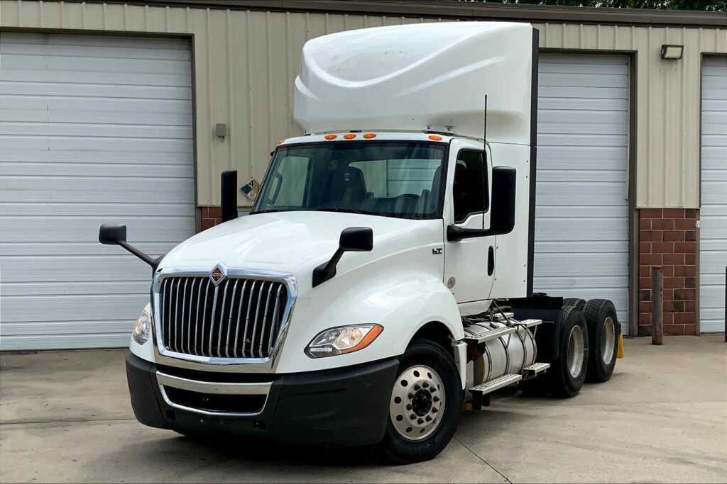 2020 CUM LT625 6×4 Day Cab