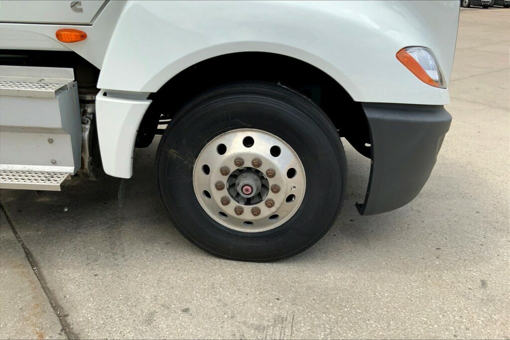 2020 CUM LT625 6×4 Day Cab