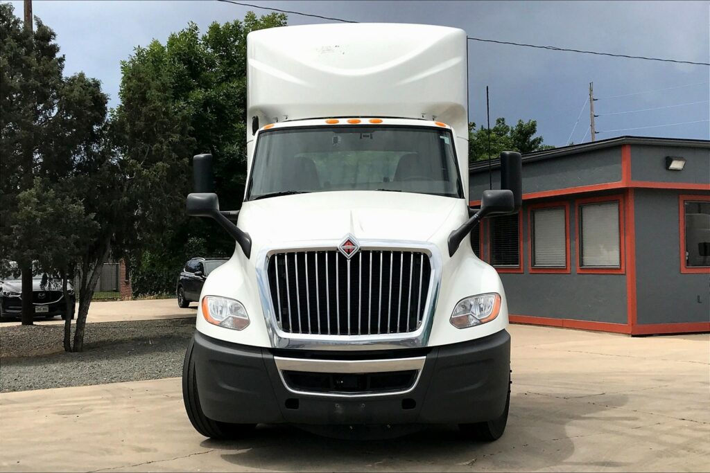 2021 INT LT625 6×4 Day Cab