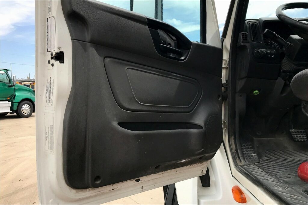 2021 INT LT625 6×4 Day Cab