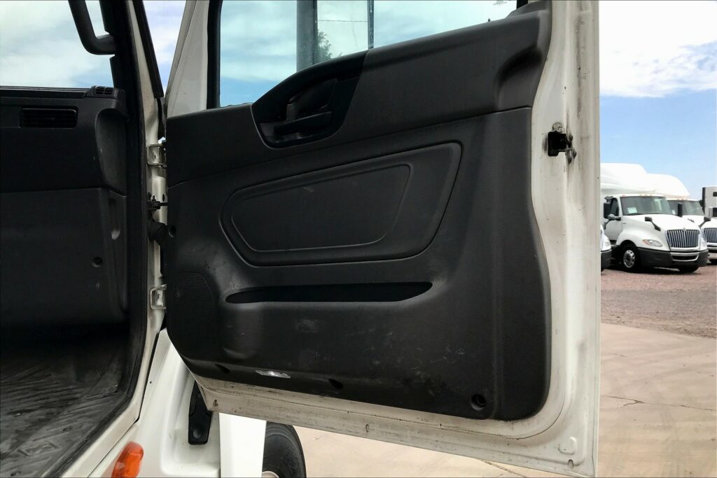 2021 INT LT625 6×4 Day Cab