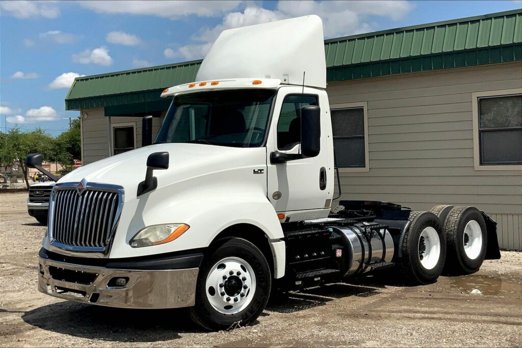 2018 INT LT625 6×4 Day Cab