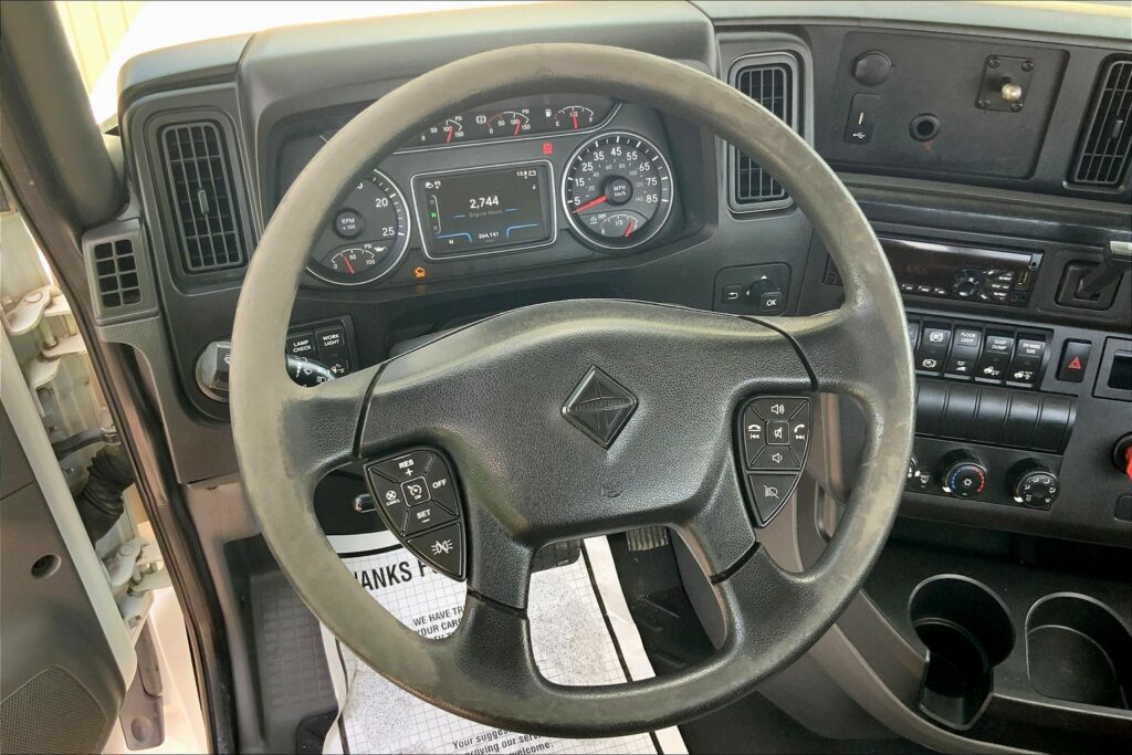 2018 INT LT625 6×4 Day Cab