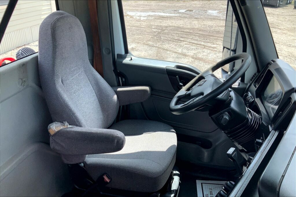 2018 INT LT625 6×4 Day Cab