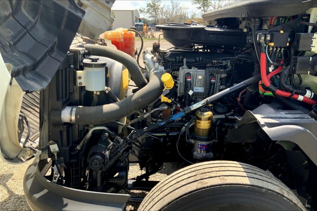 2018 INT LT625 6×4 Day Cab