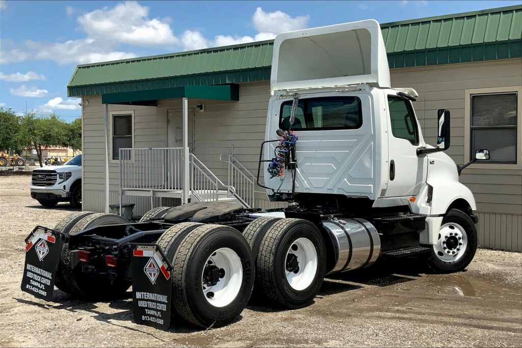 2018 INT LT625 6×4 Day Cab