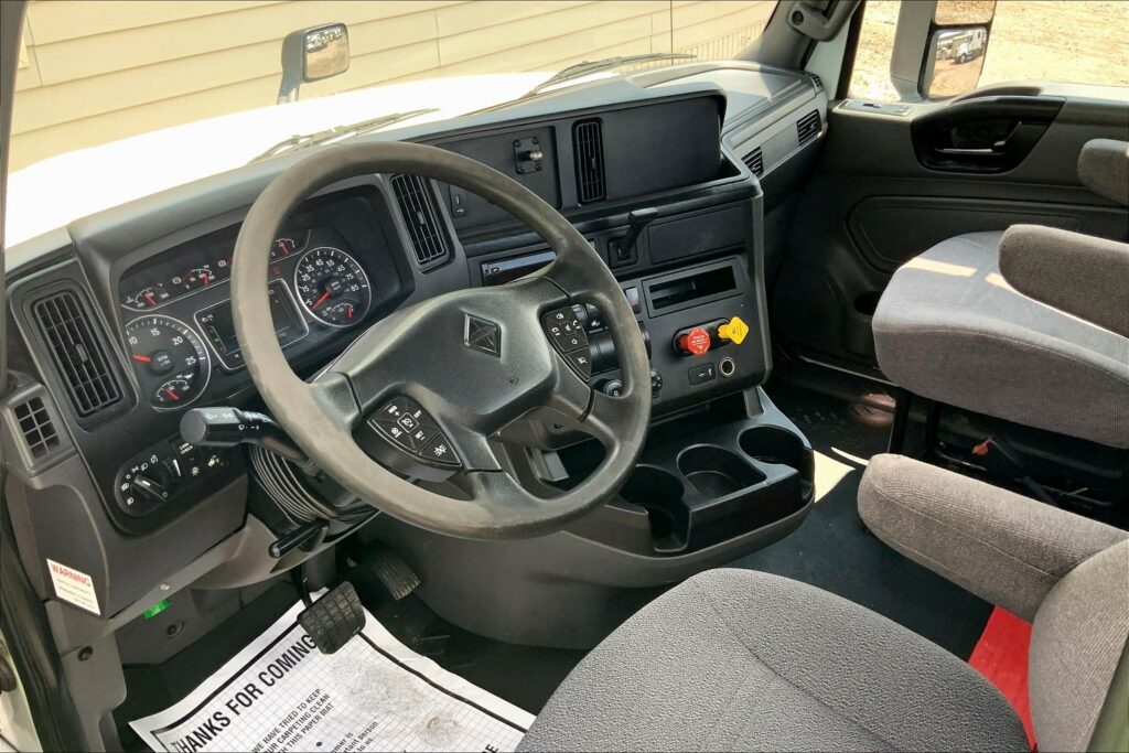 2018 INT LT625 6×4 Day Cab