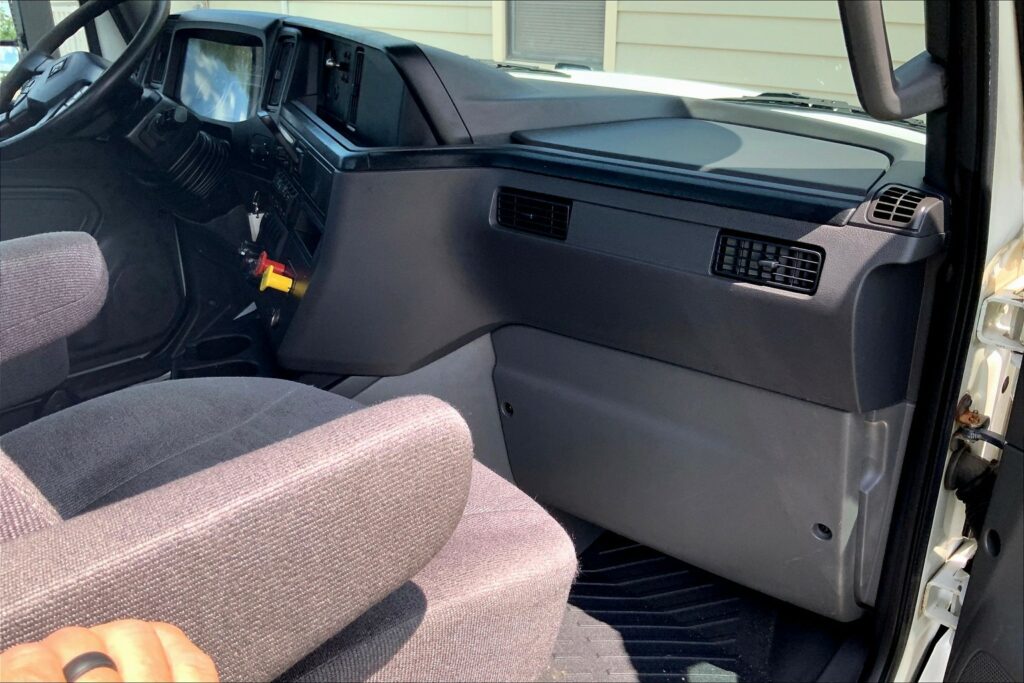 2018 INT LT625 6×4 Day Cab