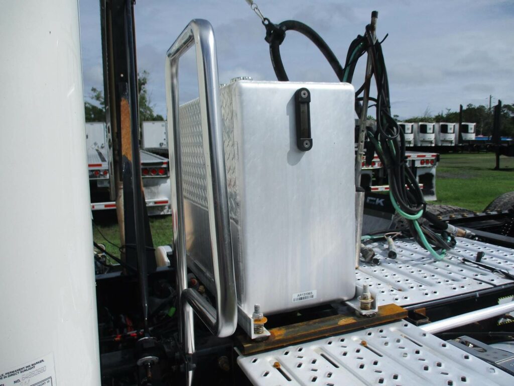 2019 Mack Pinnacle CHU613