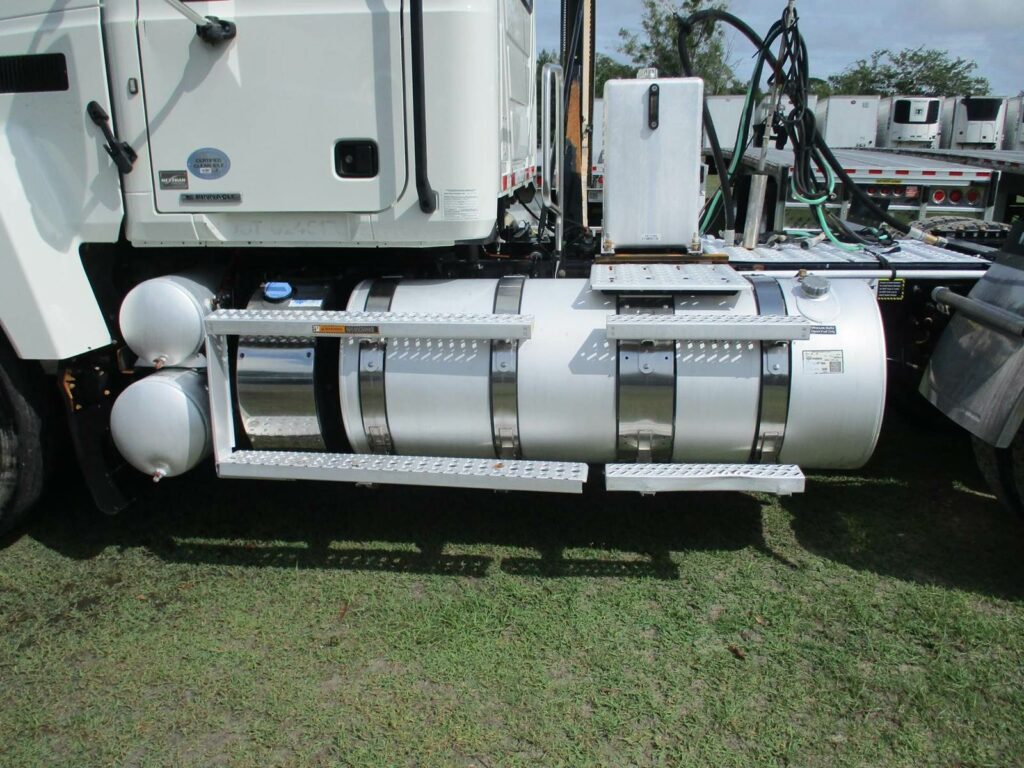 2019 Mack Pinnacle CHU613