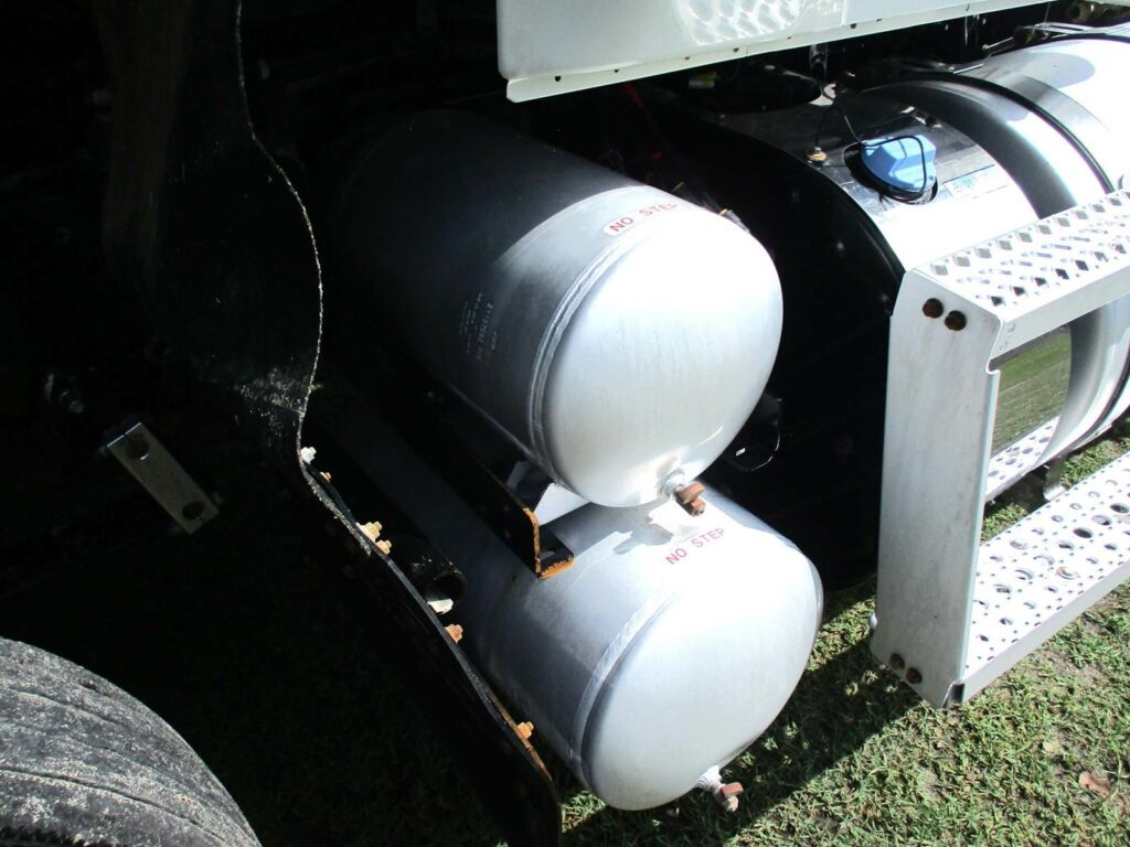 2019 Mack Pinnacle CHU613