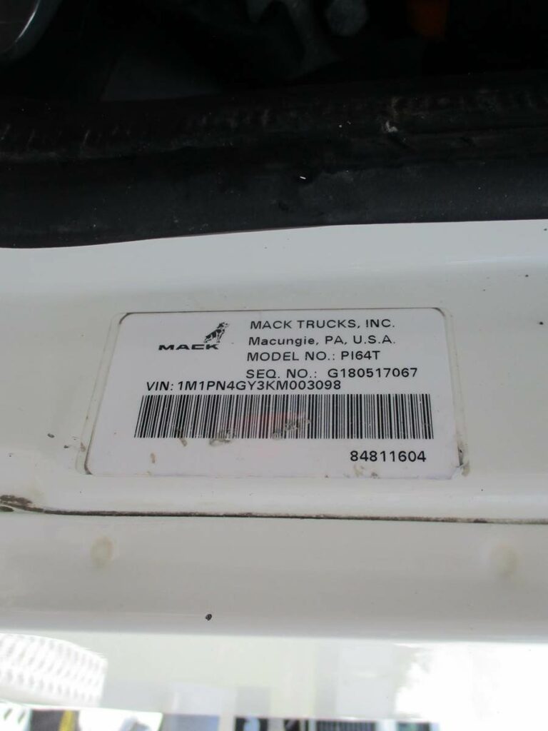 2019 Mack Pinnacle CHU613