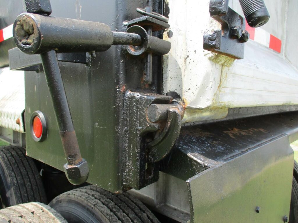 1998 Dorsey 37X96X60 STEEL FRAMELESS END DUMP