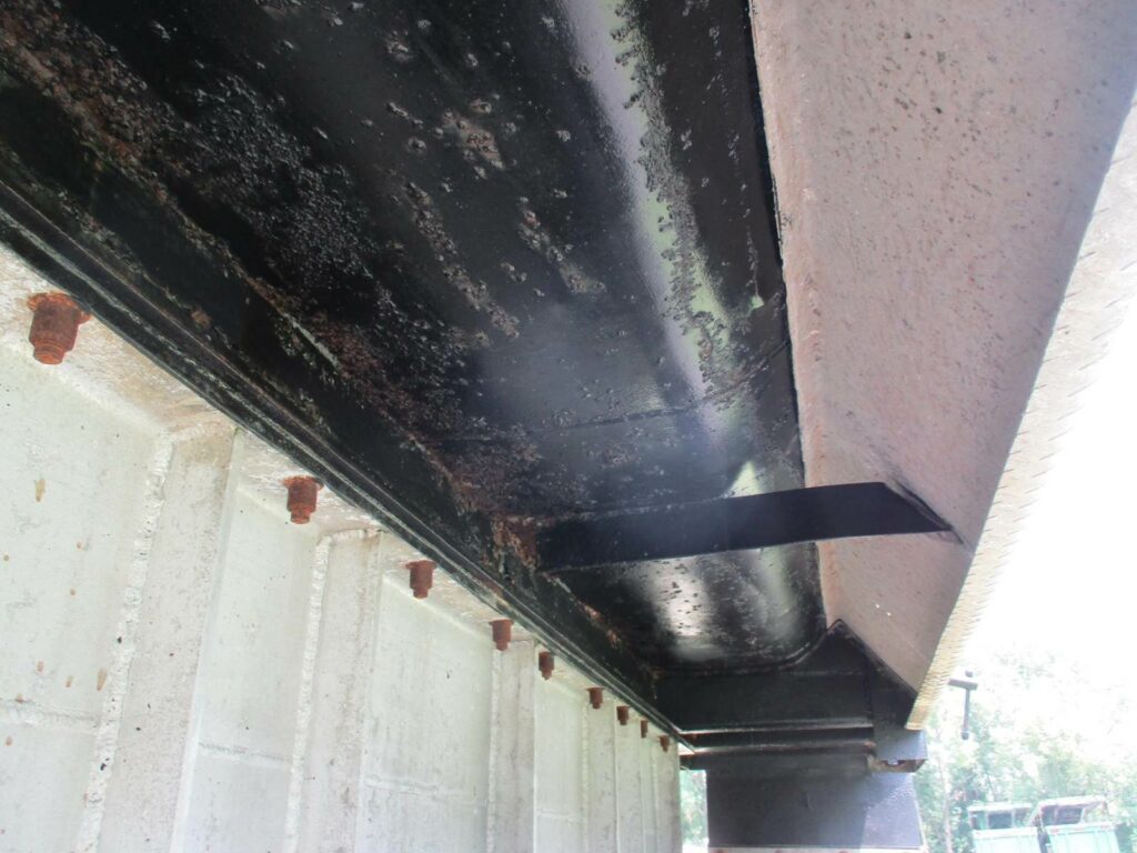 1998 Dorsey 37X96X60 STEEL FRAMELESS END DUMP