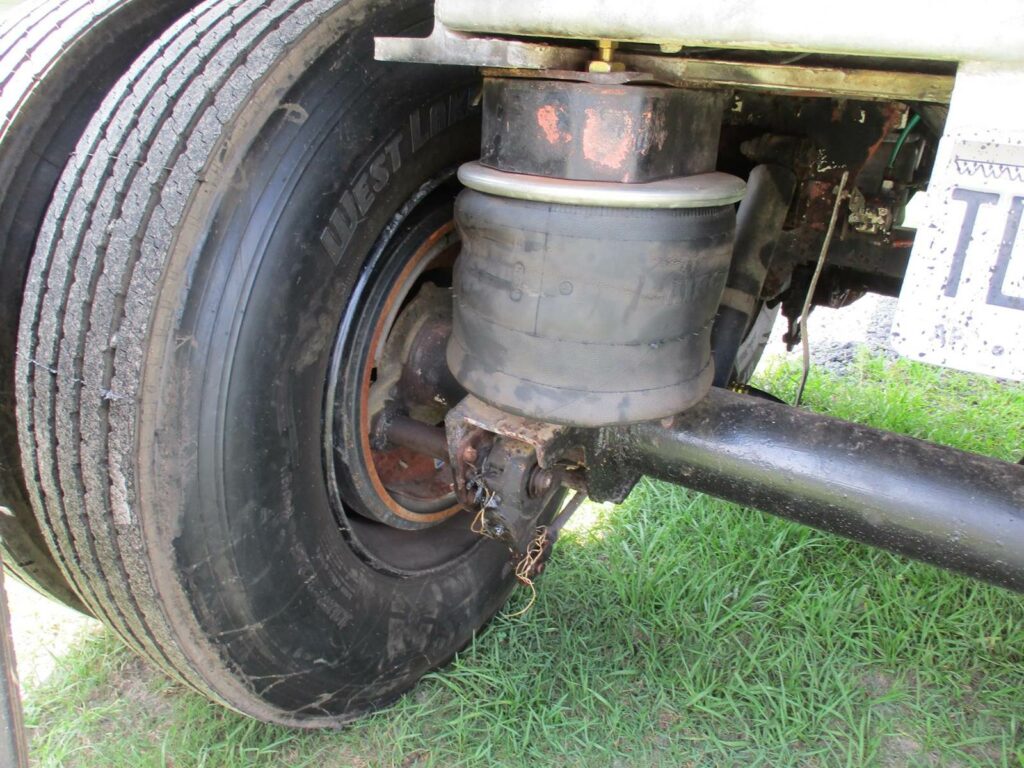 1998 Dorsey 37X96X60 STEEL FRAMELESS END DUMP