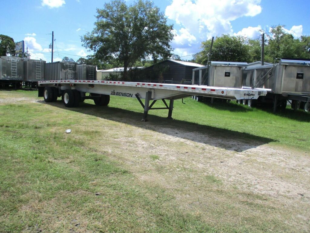 2010 Benson 48X102 ALUMINUM SPREAD AXLE FLAYBED