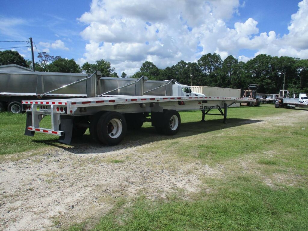 2010 Benson 48X102 ALUMINUM SPREAD AXLE FLAYBED
