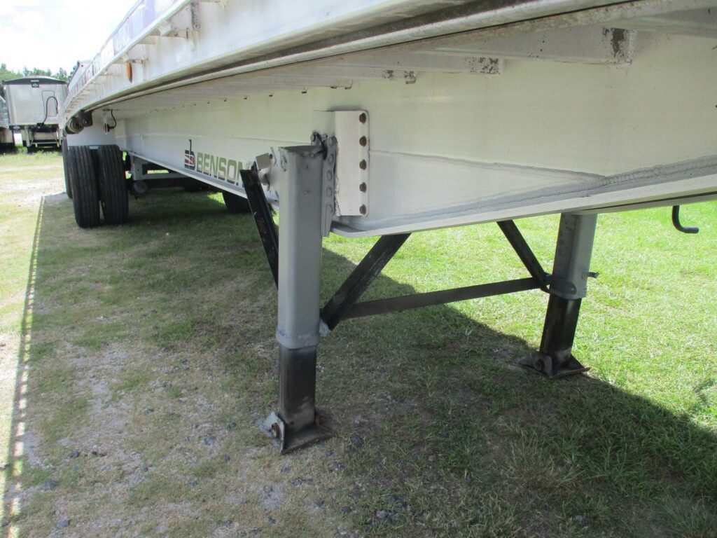 2010 Benson 48X102 ALUMINUM SPREAD AXLE FLAYBED