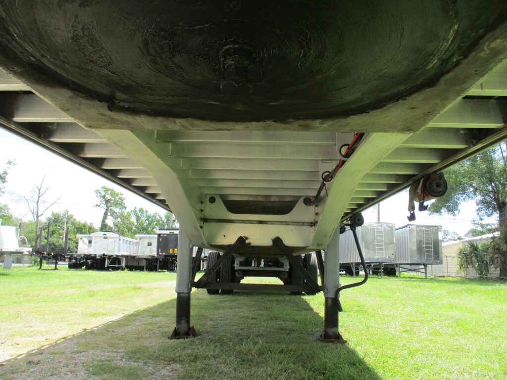 2010 Benson 48X102 ALUMINUM SPREAD AXLE FLAYBED