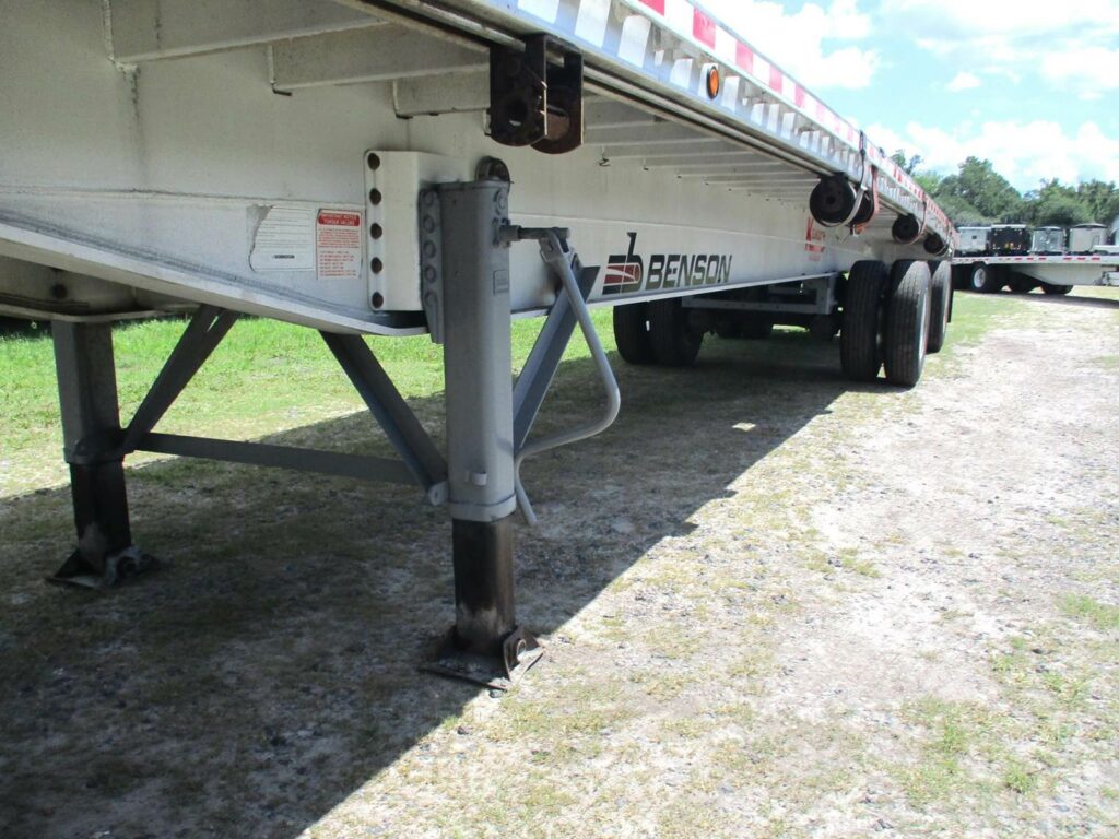 2010 Benson 48X102 SPREAD AXLE ALUMINUM FLATBED