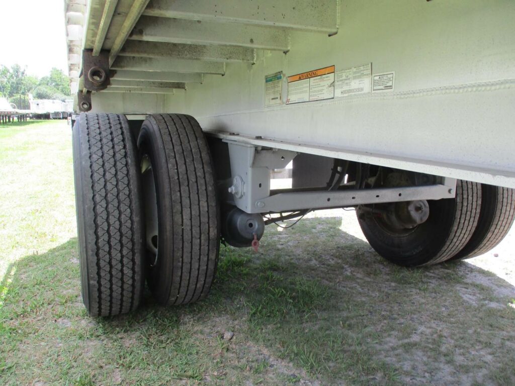 2010 Benson 48X102 SPREAD AXLE ALUMINUM FLATBED
