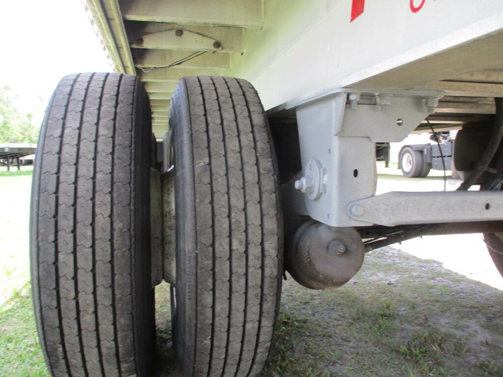 2010 Benson 48X102 SPREAD AXLE ALUMINUM FLATBED