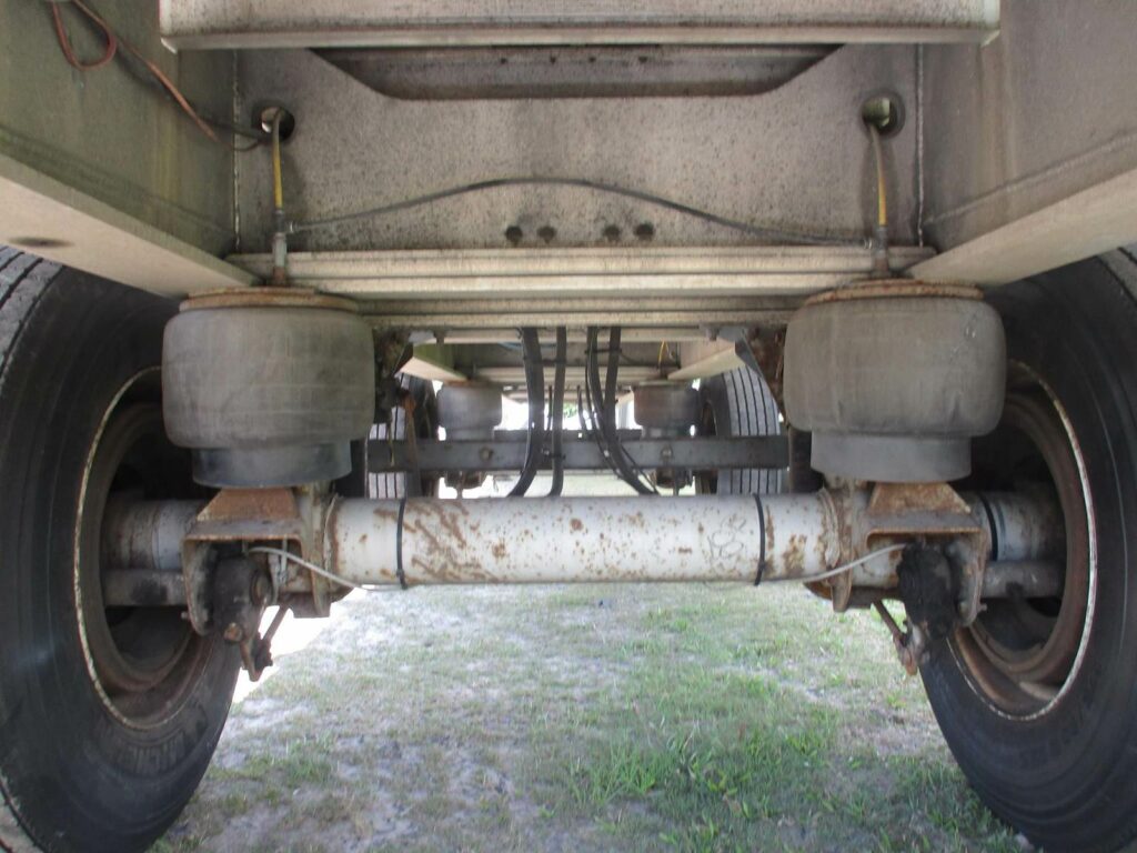 2010 Benson 48X102 SPREAD AXLE ALUMINUM FLATBED