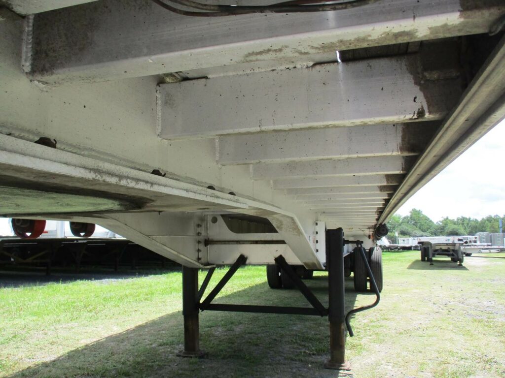 2010 Benson 48X102 SPREAD AXLE ALUMINUM FLATBED