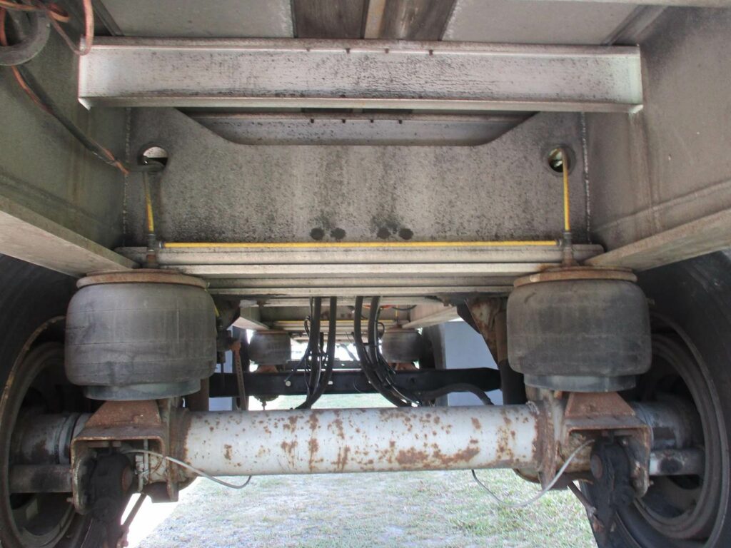 2010 Benson 48X102 SPREAD AXLE ALUMINUM FLATBED