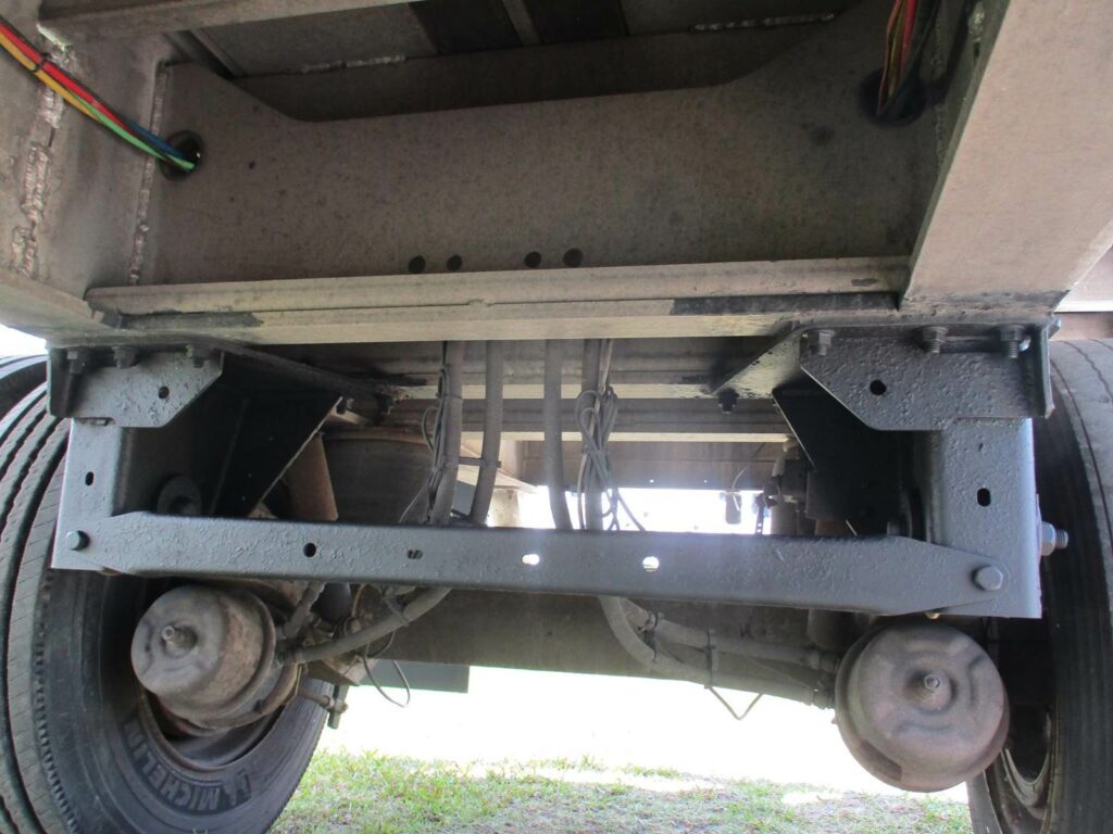 2010 Benson 48X102 SPREAD AXLE ALUMINUM FLATBED