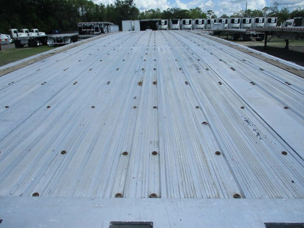 2011 Great Dane 48X102 ALUMINUM SPREAD AXLE