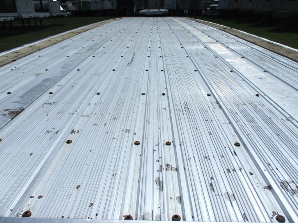 2011 Great Dane 48X102 ALUMINUM SPREAD AXLE FLATBED