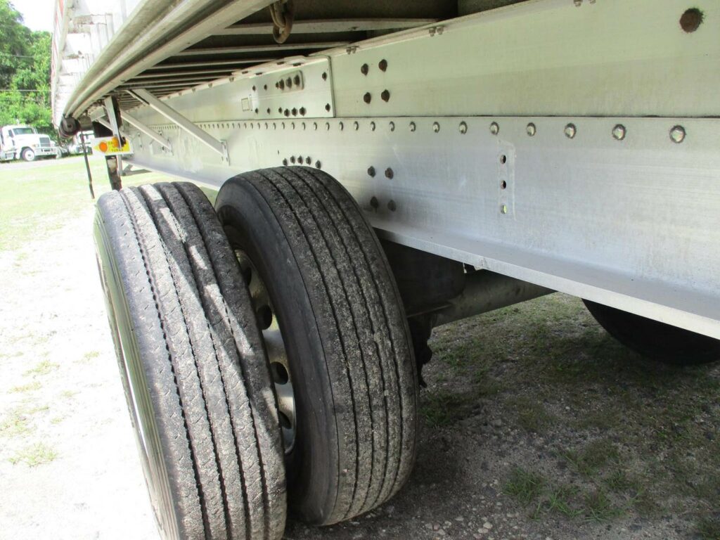 2011 Great Dane 48X102 ALUMINUM SPREAD AXLE