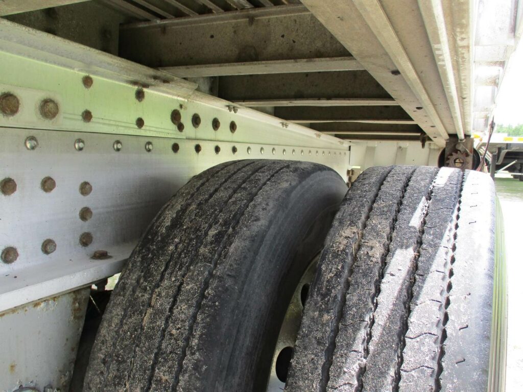 2011 Great Dane 48X102 ALUMINUM SPREAD AXLE