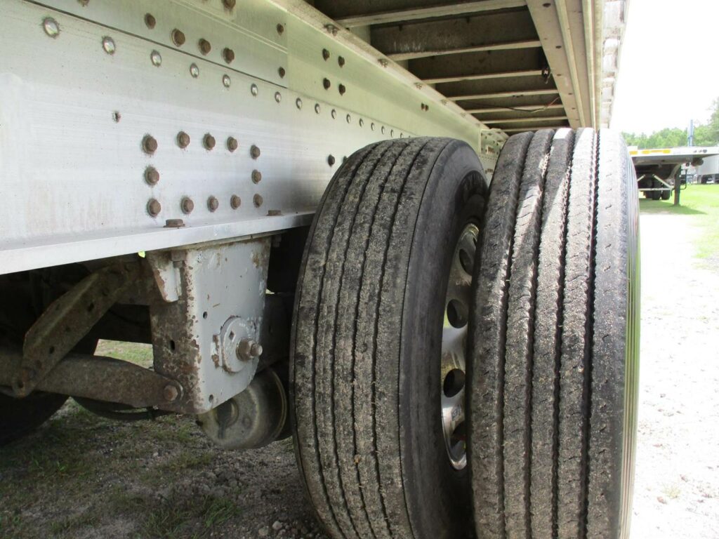 2011 Great Dane 48X102 ALUMINUM SPREAD AXLE