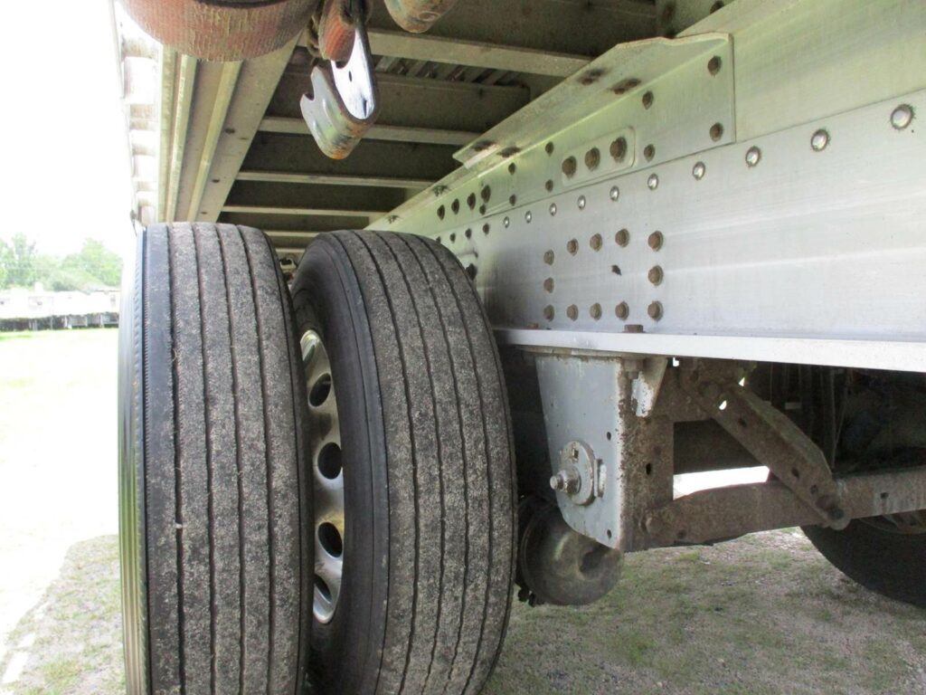 2011 Great Dane 48X102 ALUMINUM SPREAD AXLE