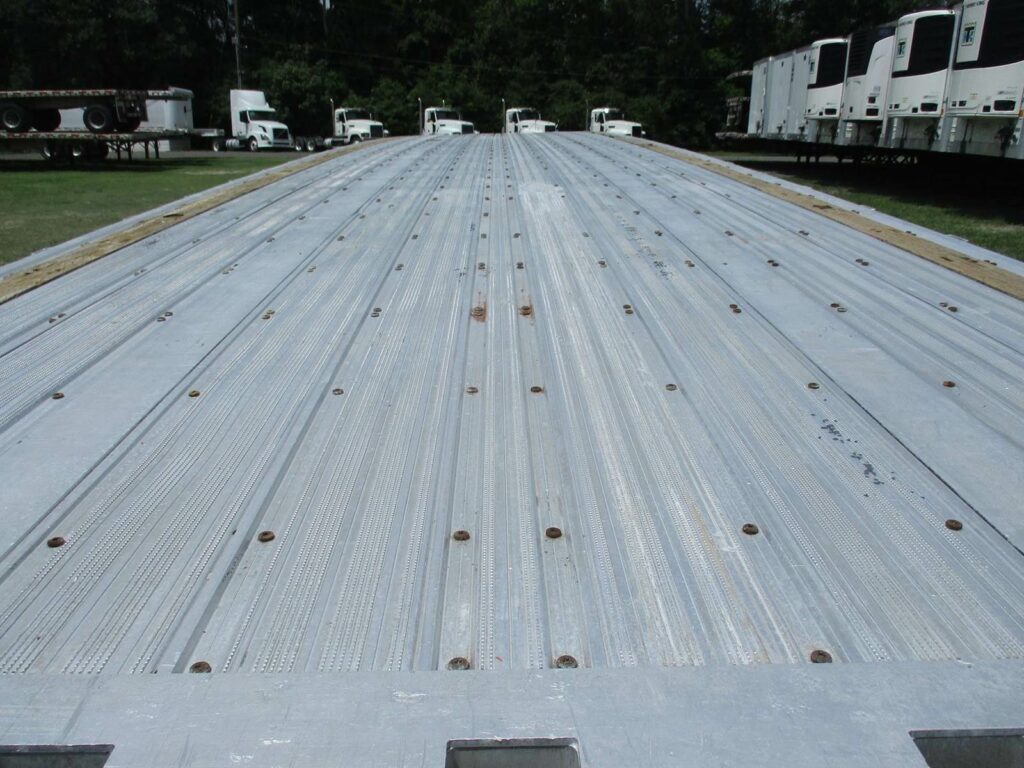 2011 Great Dane 48X102 ALUMINUM SPREAD AXLE