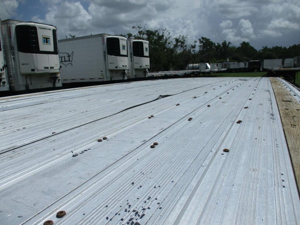 2011 Great Dane 48X102 ALUMINUM SPREAD AXLE