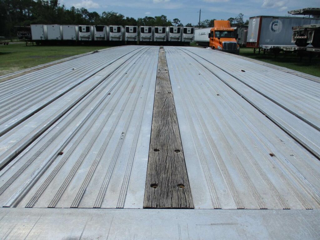 2014 Reitnouer 48X102 BIG BUBBA SPREAD AXLE FLATBED