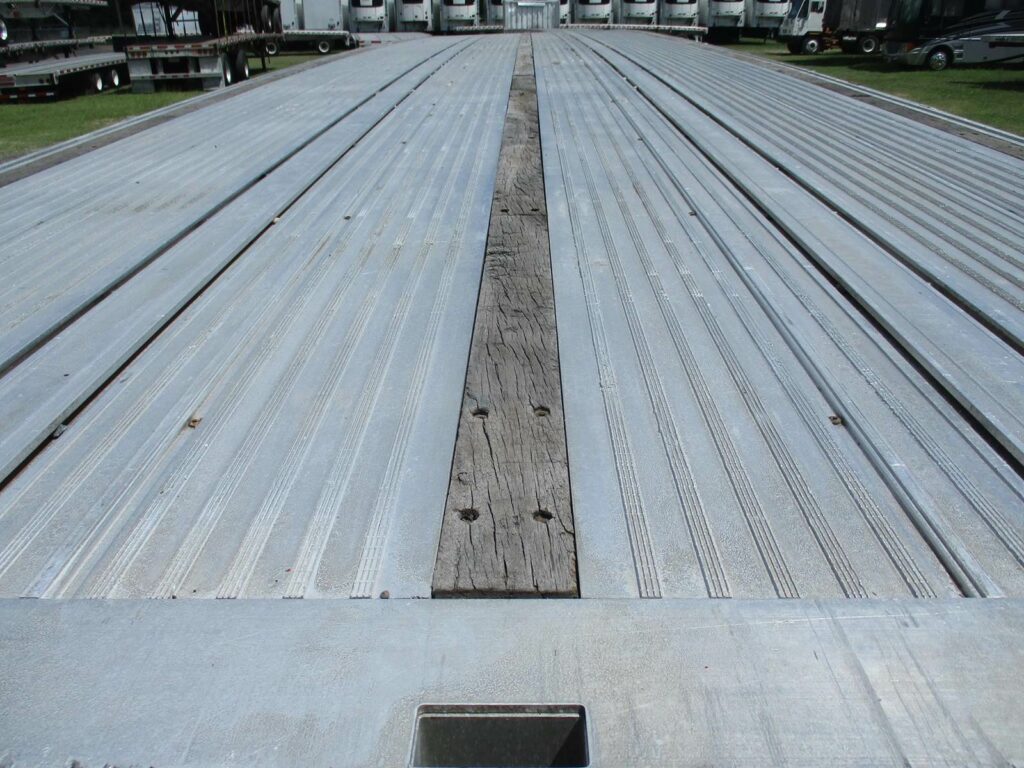 2014 Reitnouer 48X102 BIG BUBBA SPREAD AXLE FLATBED