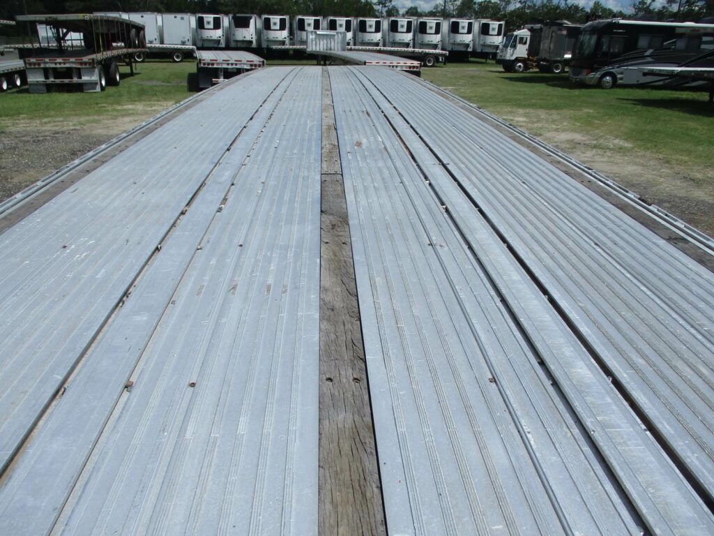 2014 Reitnouer 48X102 BIG BUBBA SPREAD AXLE FLATBED