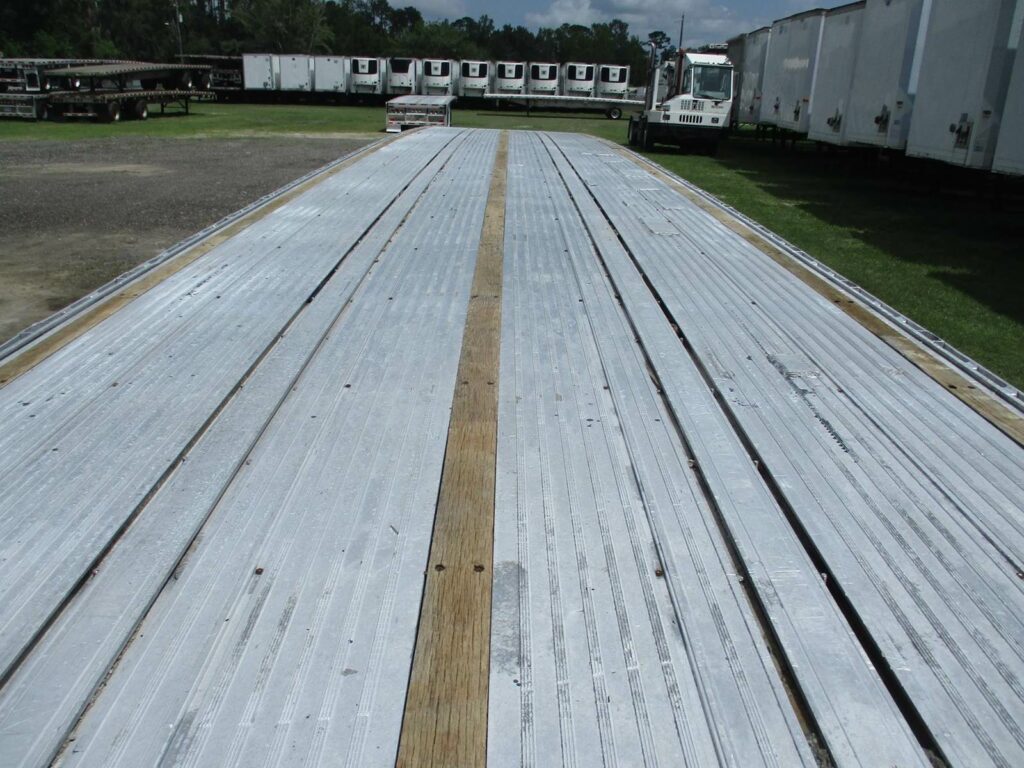 2012 Reitnouer BIG BUBBA 48X102 SPREAD AXLE