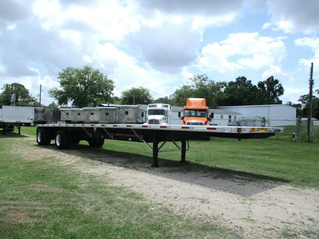 2020 UTILITY 48X102  SPREAD AXLE COMBO