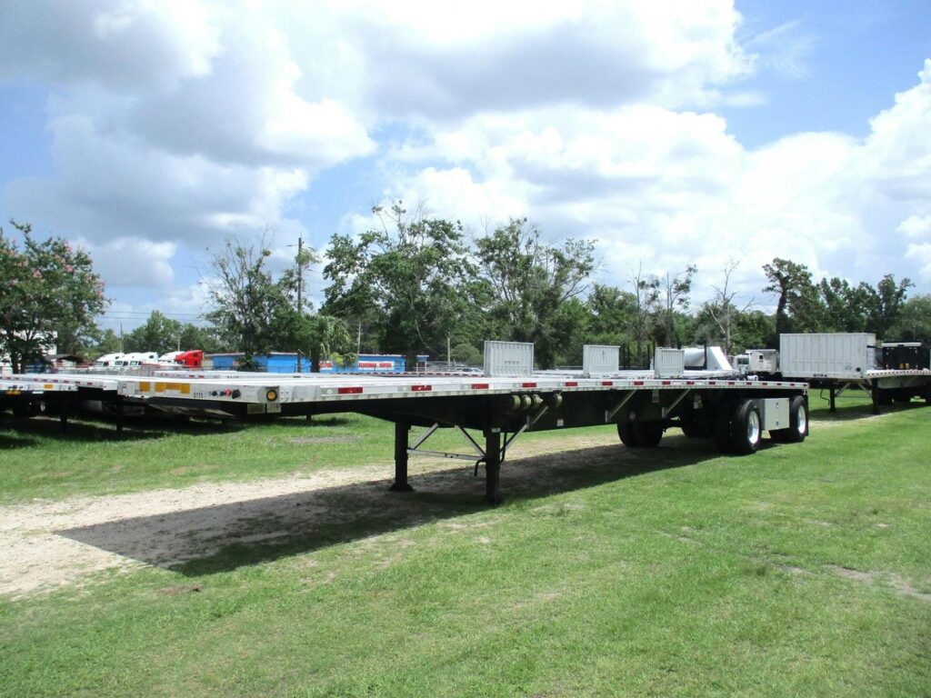 2020 UTILITY 48X102  SPREAD AXLE COMBO