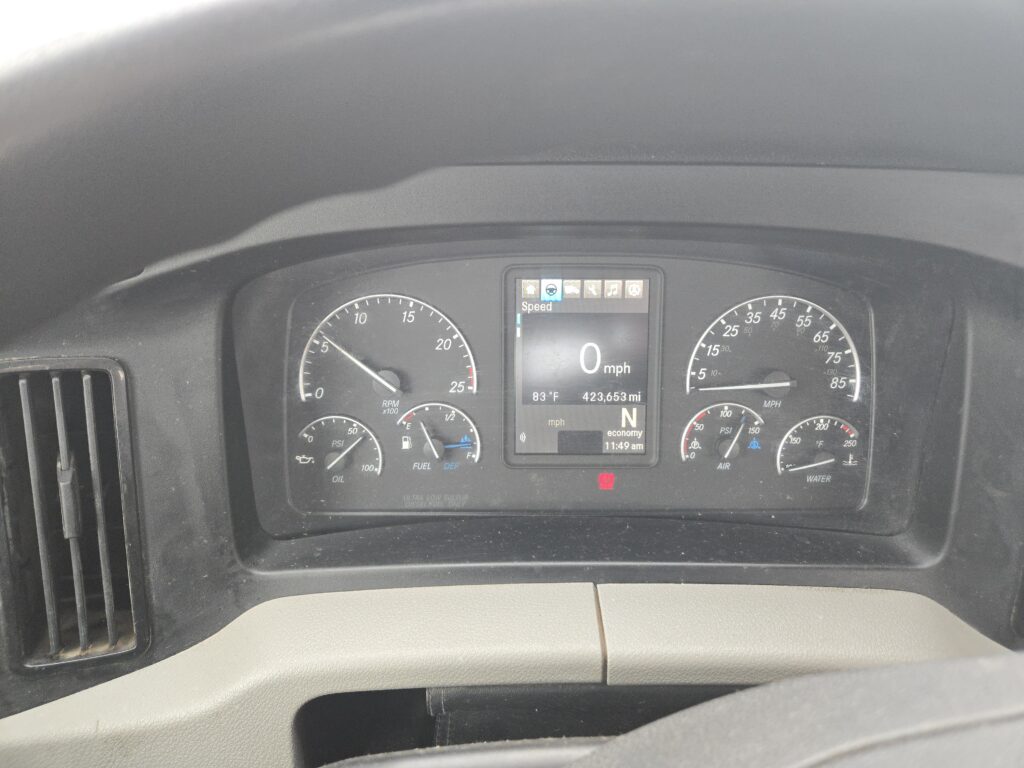 2020 Freightliner Day Cab