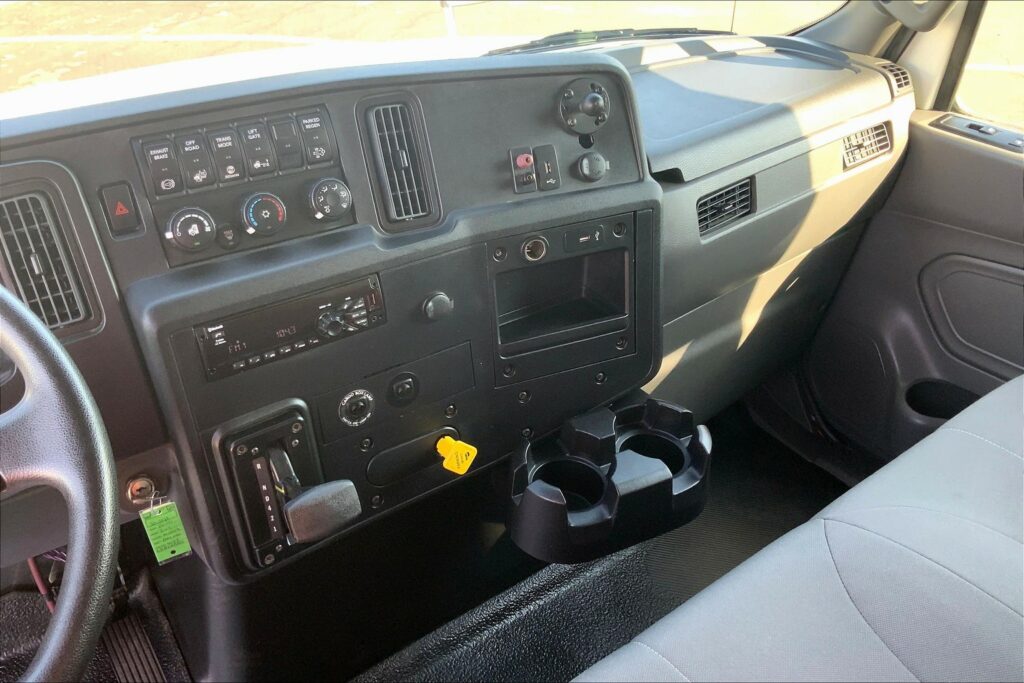 2020 CUM MV607 Medium Conventional