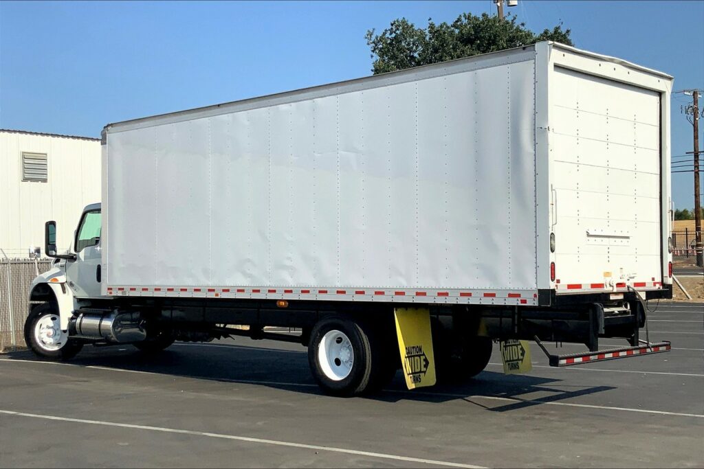 2020 CUM MV607 Medium Conventional